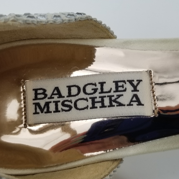 Badgley Mischka Gillian Ankle Strap Open Toe Satin Evening Shoes, Ivory, Size 7 - Picture 11 of 16